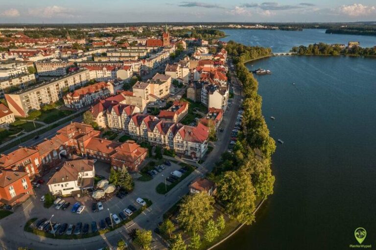 Jak łatwo dojechać do Ełku? Sprawdź nasze porady!