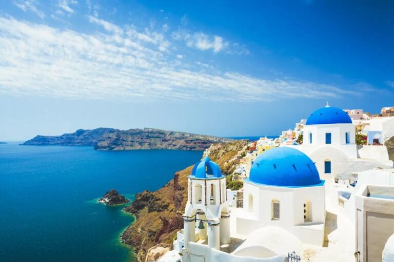 Najważniejsze rzeczy, które warto zabrać ze sobą do Grecji na wakacje