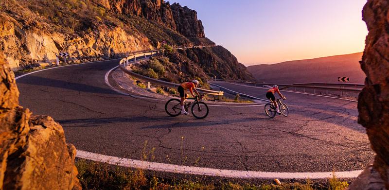 Porównanie linii lotniczych czas lotu