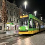 Jak wygodnie dojechać z dworca PKP na lotnisko w Poznaniu?