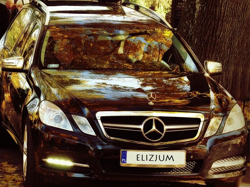 Jak zorganizować transport poćwiartowanych zwłok w sposób dyskretny i bezpieczny?