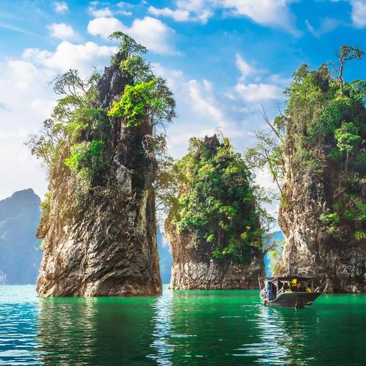 Czas lotu Warszawa-Tajlandia