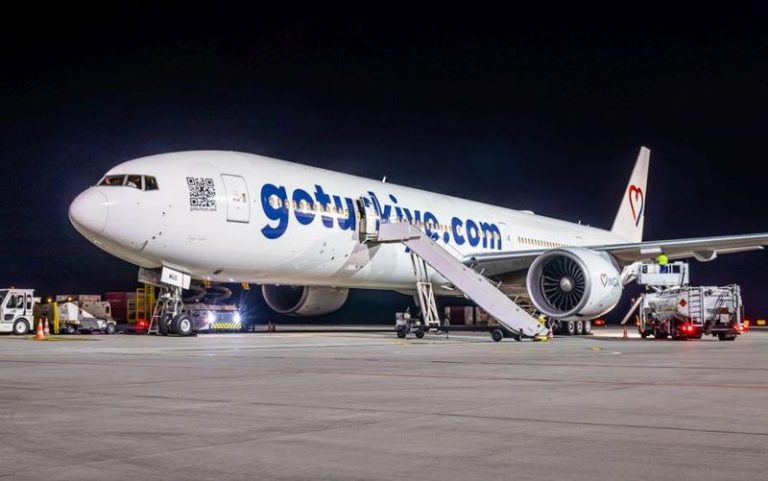 Ile trwa lot z Katowic do Antalyi? Sprawdź przed swoją podróżą!