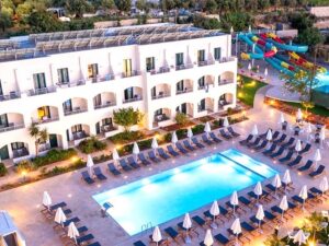 Ile czasu zajmuje lot z Katowic na Kretę? Przewodnik po podróży