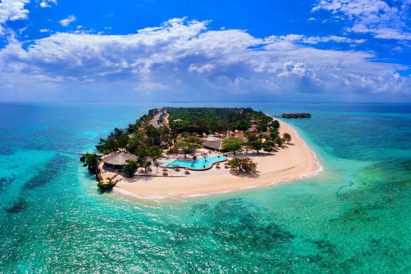 Jak długo trwa lot z Polski na Zanzibar? Przewodnik dla podróżnych