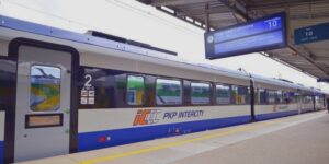 Prosty przewodnik: jak kupić bilet na PKP Intercity przez internet