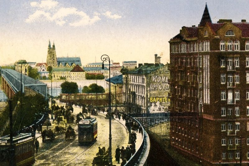 Jak długo trwa lot z Warszawy do Paryża? Oto wszystko, co musisz wiedzieć!