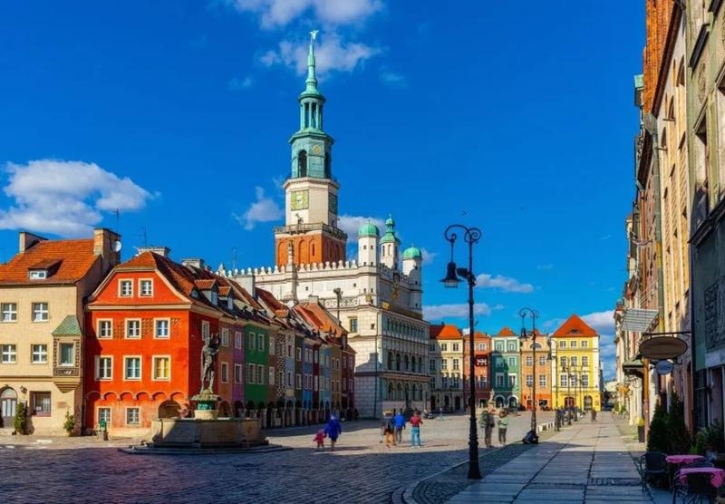 Najlepsze sposoby na dojazd z Poznania do Połczyna Zdroju