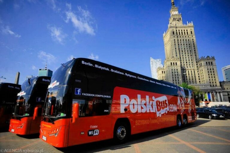 Sposoby na to, jak przebukować bilet na Polskiego Busa w prosty sposób