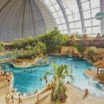 Jak dojechać z Berlina do Tropical Islands? Trasy, ceny i czas podróży
