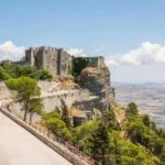 Jak dojechać z Trapani do Erice — najszybsze trasy i praktyczne wskazówki