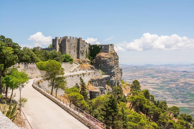Jak dojechać z Trapani do Erice — najszybsze trasy i praktyczne wskazówki